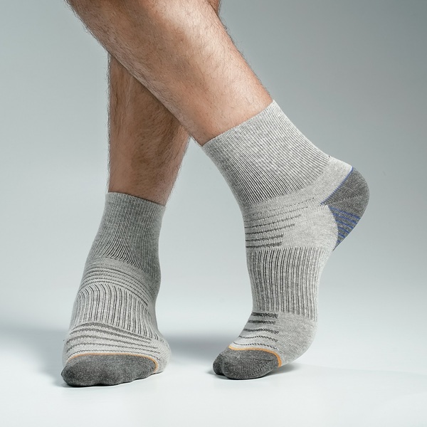 Ash Color Sports Quarter Socks [kmalion-men-A-03as]