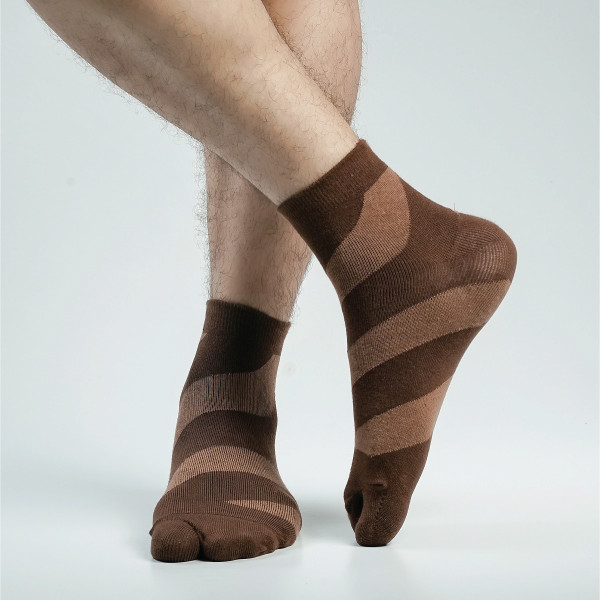 Chocolate Color Casual Finger Socks [mb189-men-finger-02ch]