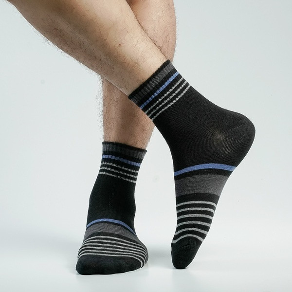 Black Color Casual Ankle Socks [xclub-men-A-13bl]