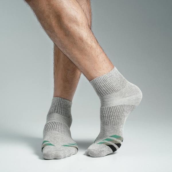 Ash Color Sports Ankle Socks [kmalion-men-A-01as]