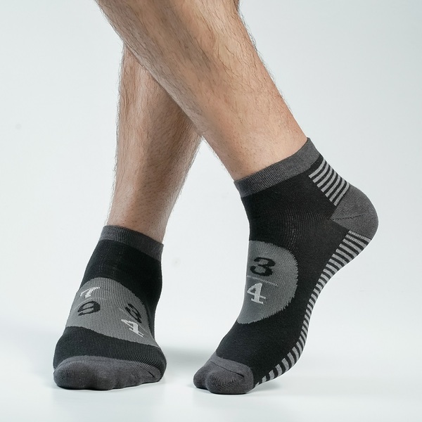 Black Color Casual Ankle Socks [action-men-A-19bl]