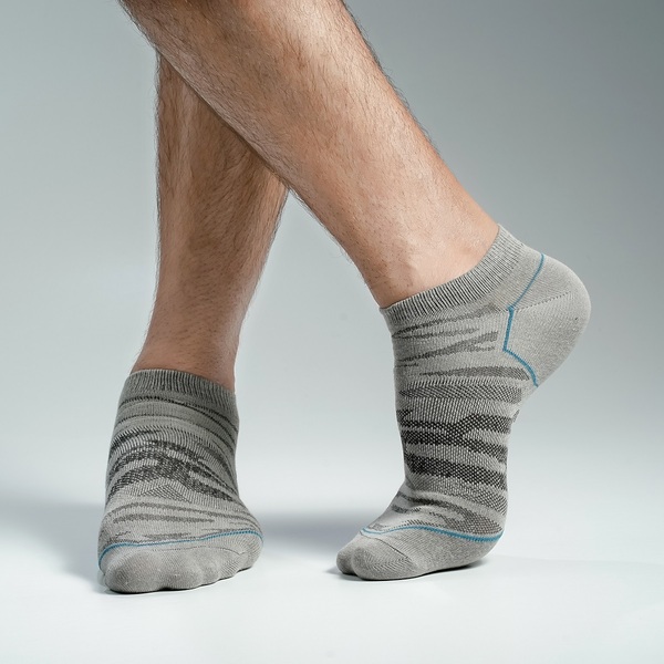 Gray Color Sports Ankle Socks [kmalion-men-A-02grey]