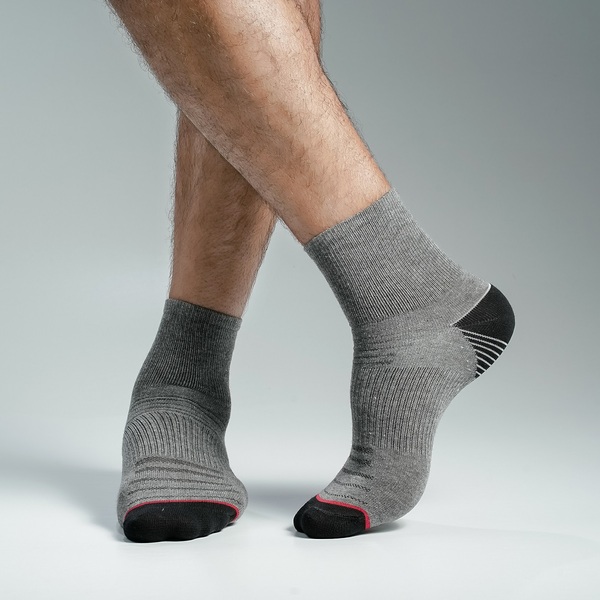 Gray Color Sports Quarter Socks [kmalion-men-A-03grey]