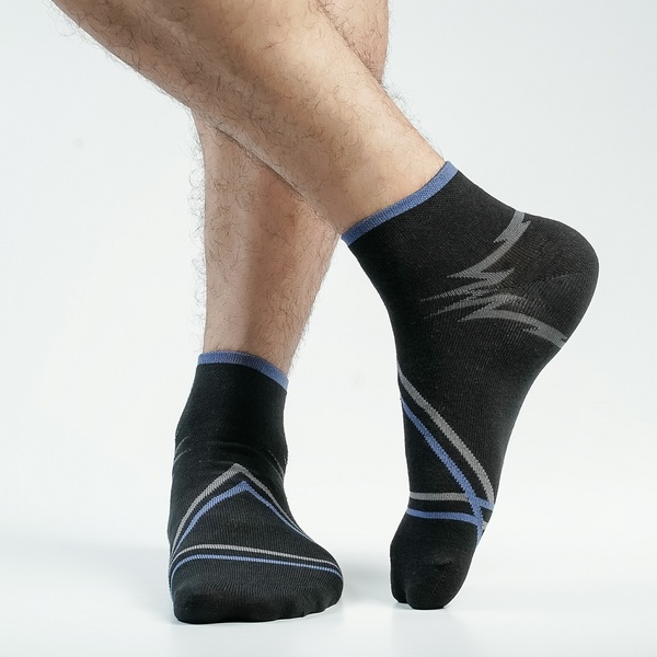 Black Color Casual Ankle Socks [action-men-A-20bl]