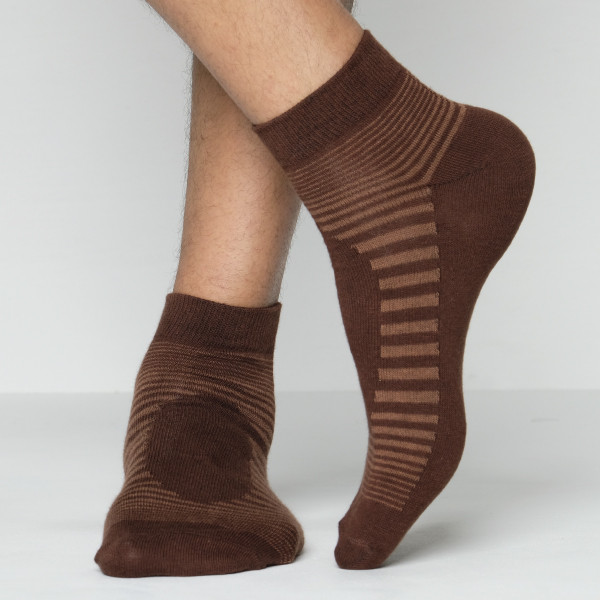 Chocolate Color Casual Spun  Polyester Socks for  Men by Swan Infiknit  [sinf-men-A-04ch]